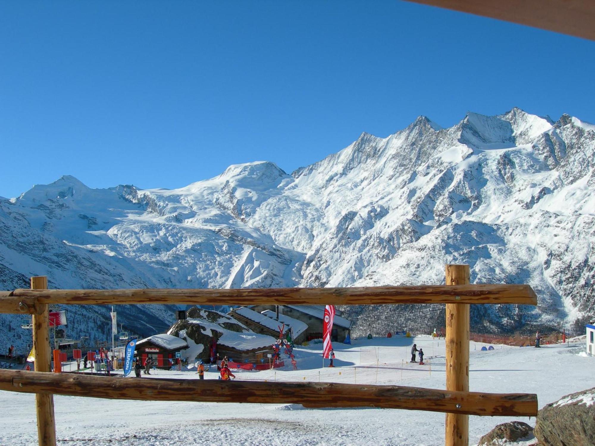 Hotel Adler Saas-Grund Exteriér fotografie